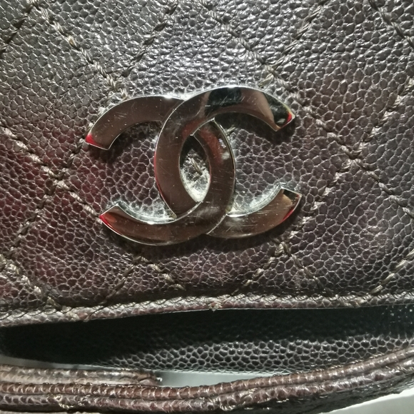 100% Authentic Chanel Grazed Caviar Pocket In The City Shoulder Bag  Brown - Picture 2 of 16